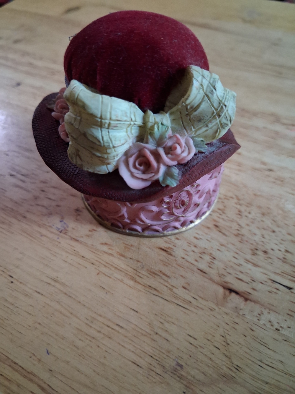 Vintage Dezine Trinket Box Hat with Pin Cushion Hand Painted 1997 Cottagecore